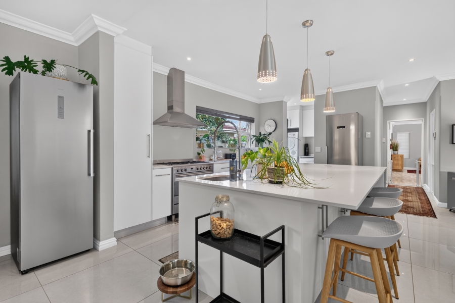 3 Bedroom Property for Sale in Tokai Western Cape